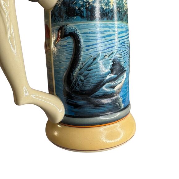 Vintage Budweiser Australia Stein Koala Lidded Animals of Continents Collectible - Picture 9 of 11